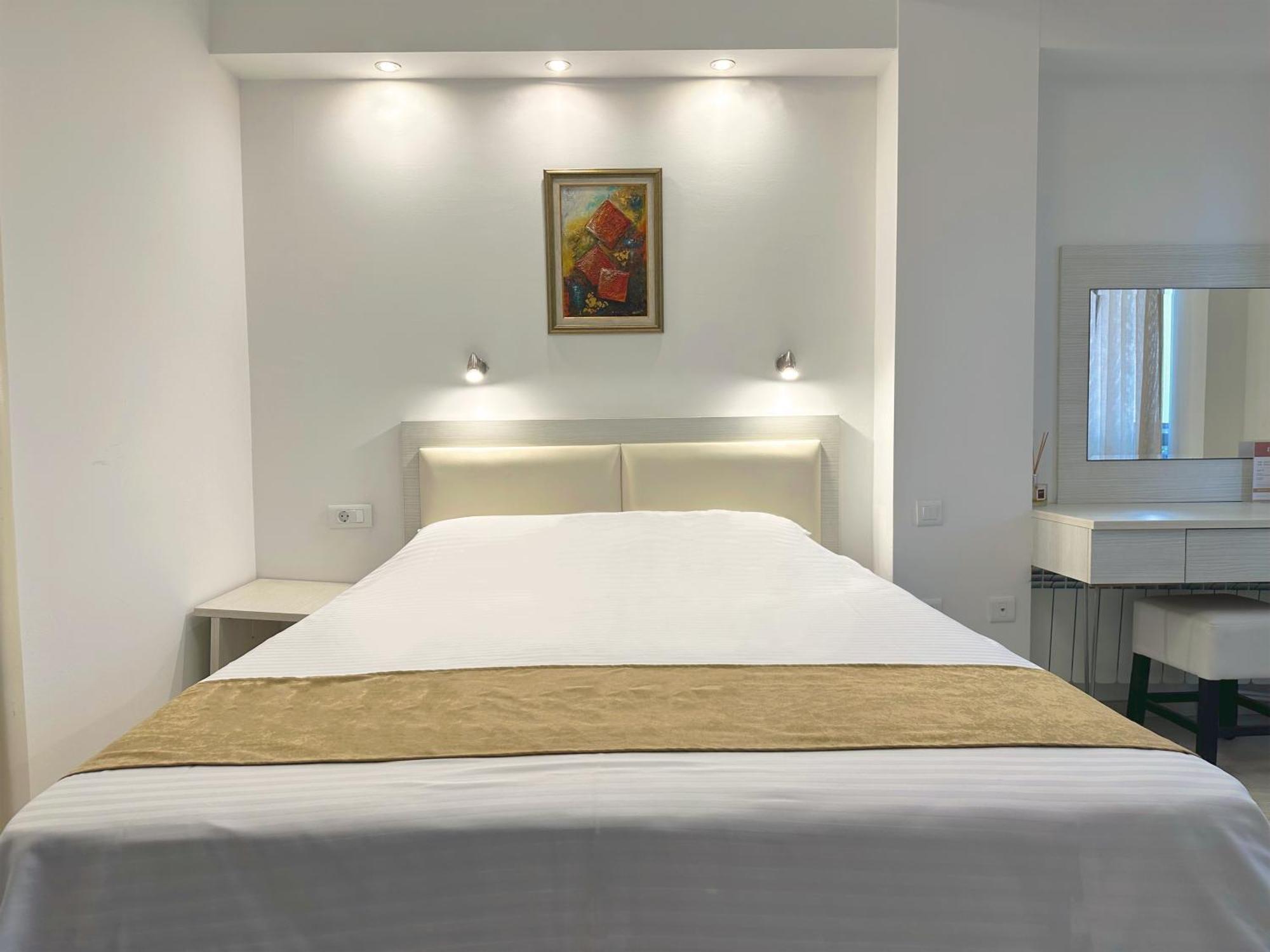 Sienna Apartments Skopje Bagian luar foto