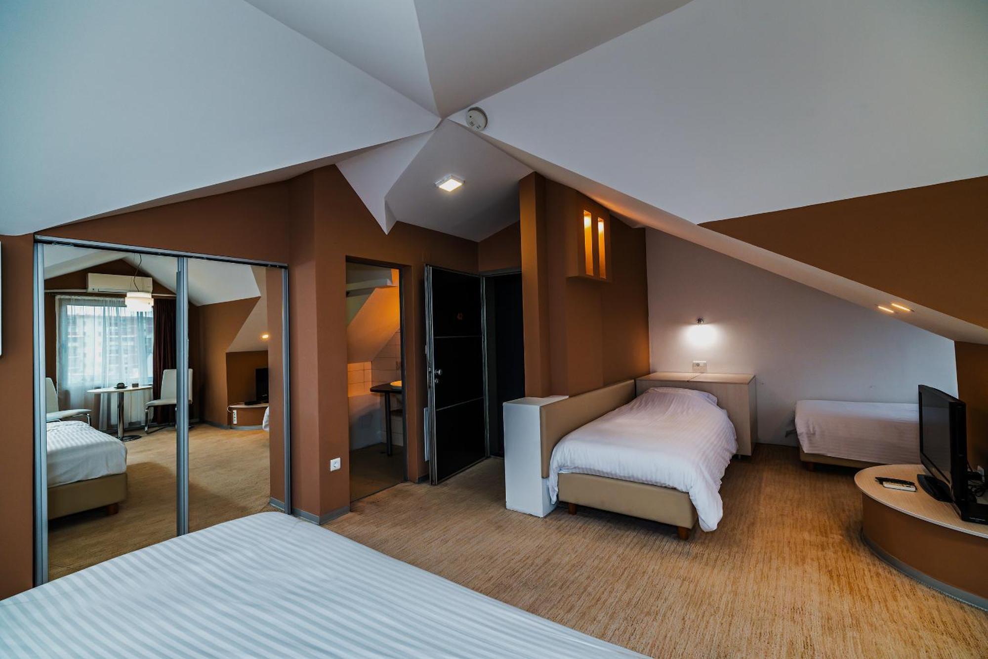 Sienna Apartments Skopje Bagian luar foto