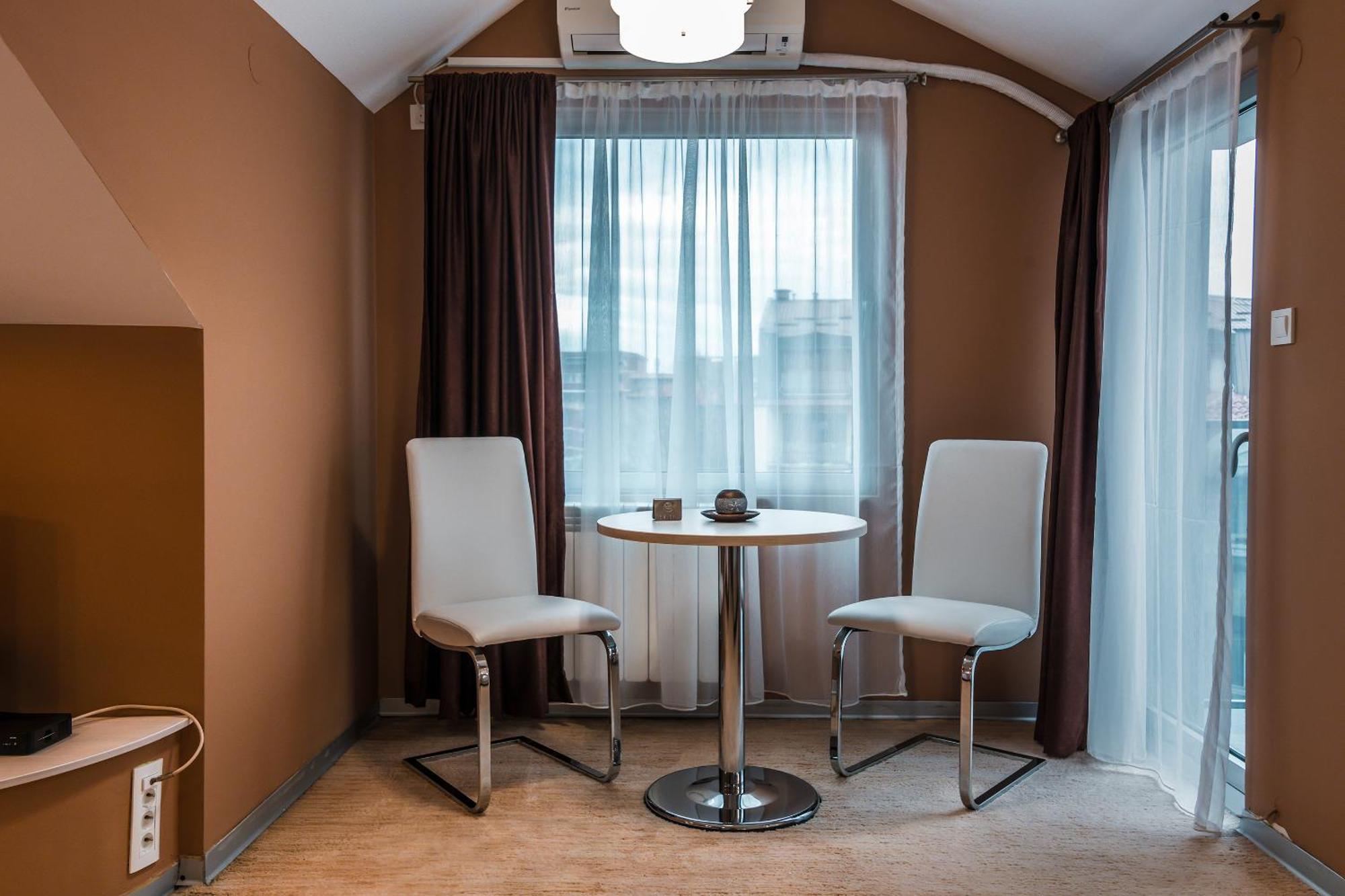 Sienna Apartments Skopje Bagian luar foto
